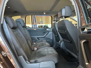 Volkswagen Touran Highline BMTStart-Stopp*Klima*AppConnect