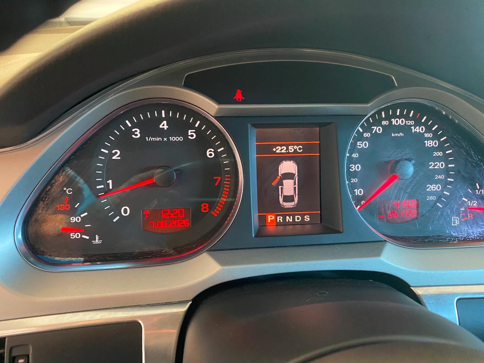 Audi A6 2008 — photo 22