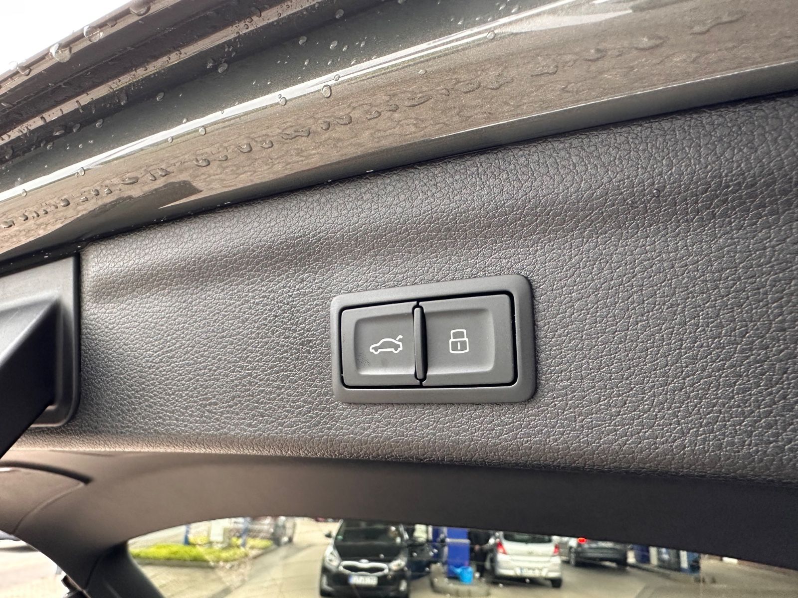 Fahrzeugabbildung Audi Q3 35 TFSI S line S Tronic Navi/ACC/SHZG/LED/PDC