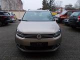 Volkswagen Touran CrossTouran BlueMotion TGI/Erdgas,Benzin - Volkswagen Touran: Bluemotion
