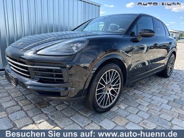 Porsche Cayenne - 1