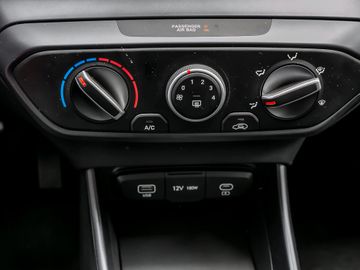 Hyundai Bayon 1.0 Select 2WD Kamera Navi Spurhalteassi.