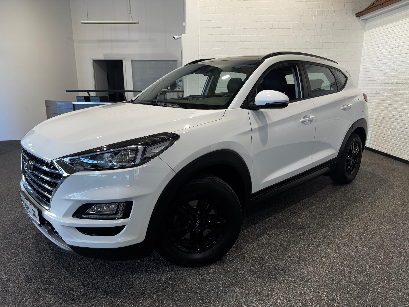 Hyundai Tucson Trend PANO NAVI+CAM KLIMAAUTO WINTERRÄDER