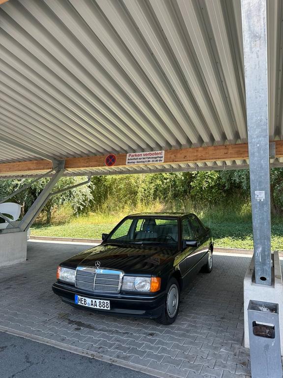 Mercedes-Benz 190