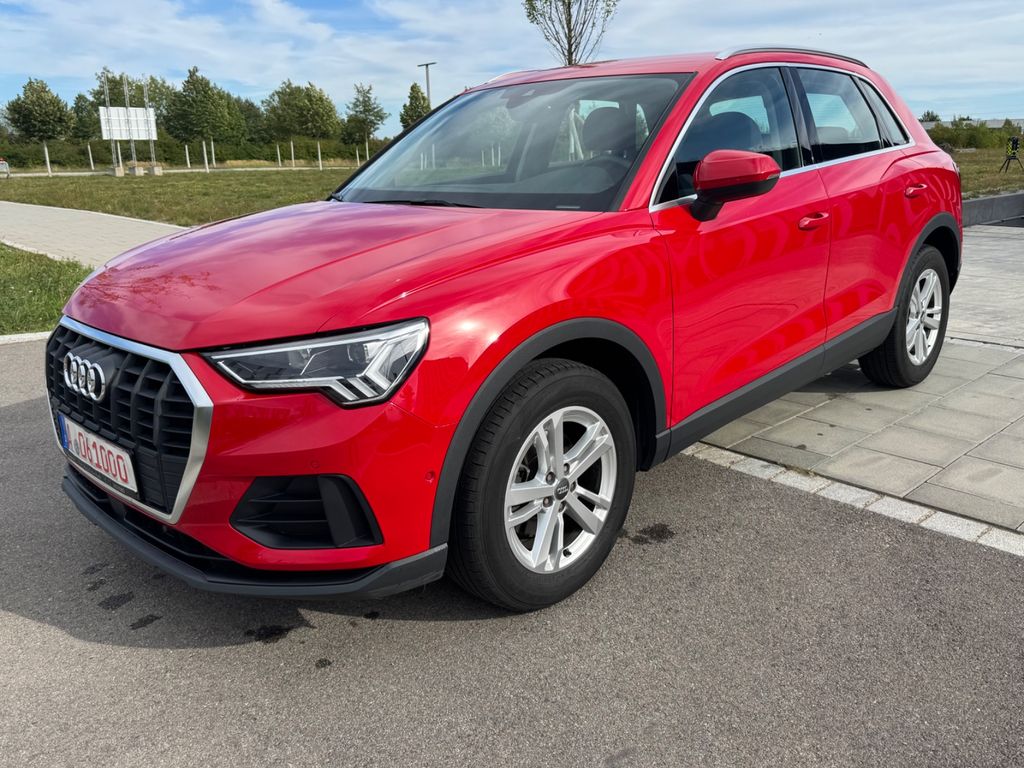 Image of Audi Q3
