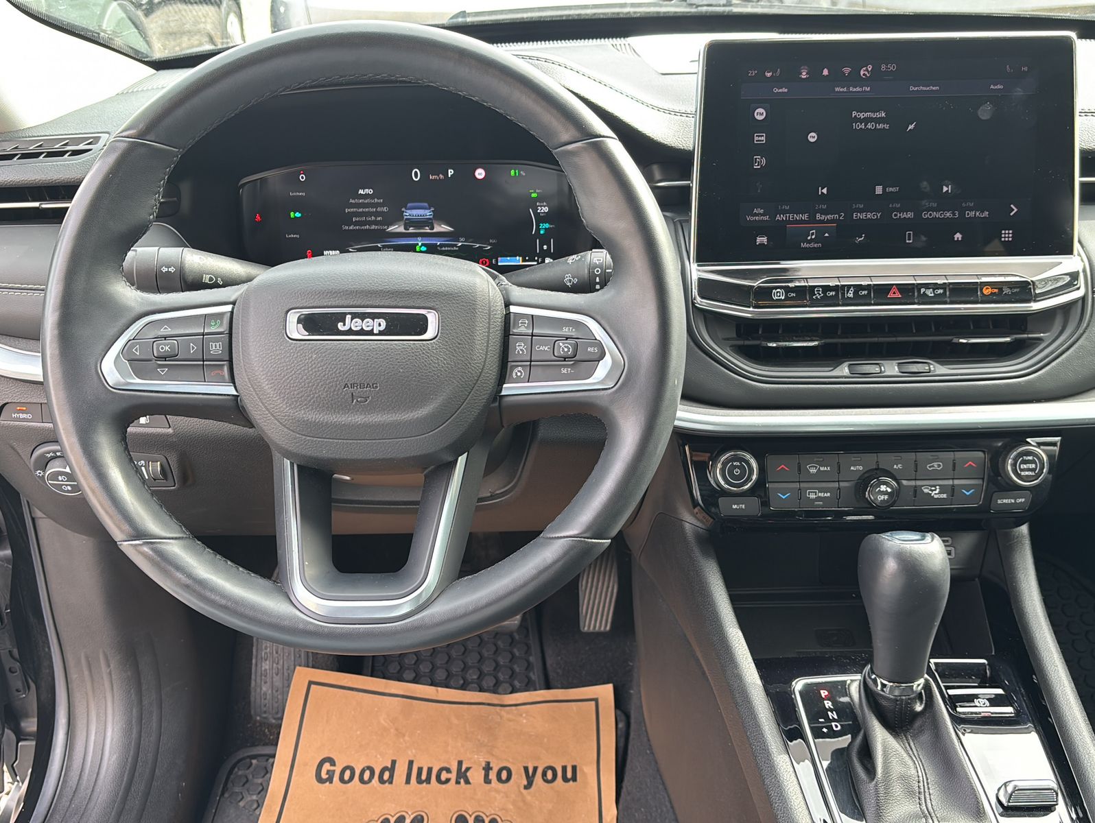 Fahrzeugabbildung Jeep Compass 1.3 T4 Plug-In Hybrid Limited 4xe 140kW