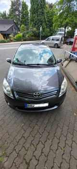 Toyota Auris Automatic  - Toyota: Automatic