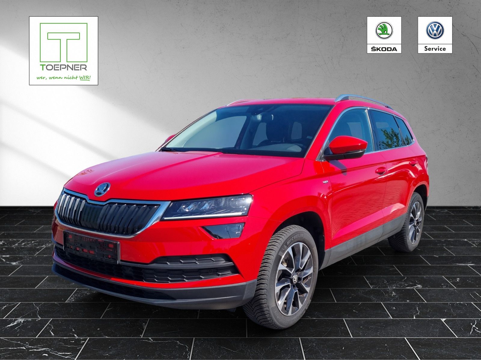 Fahrzeugabbildung SKODA Karoq Drive 125 1,5 TSI DSG Navi ACC PDC AHK