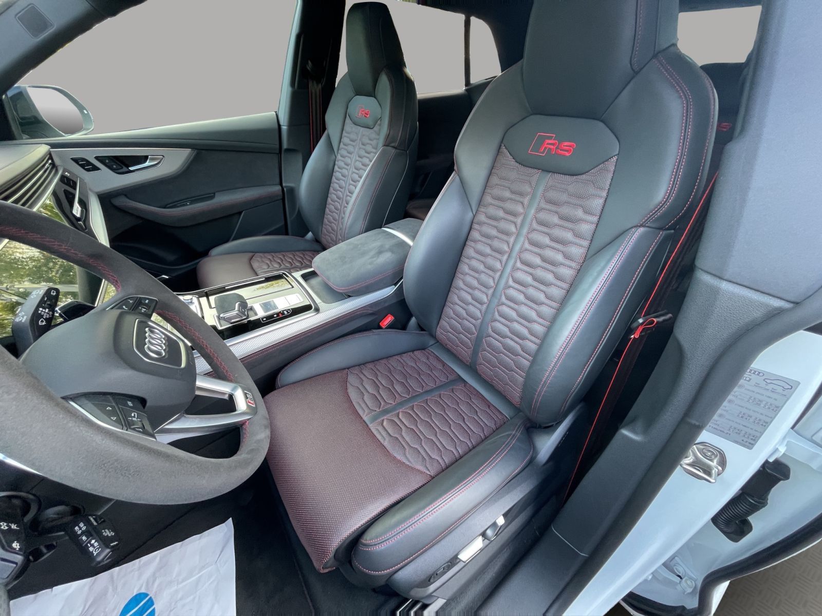 Audi RSQ8 - Bild 11