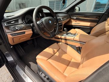 BMW 730 - 8