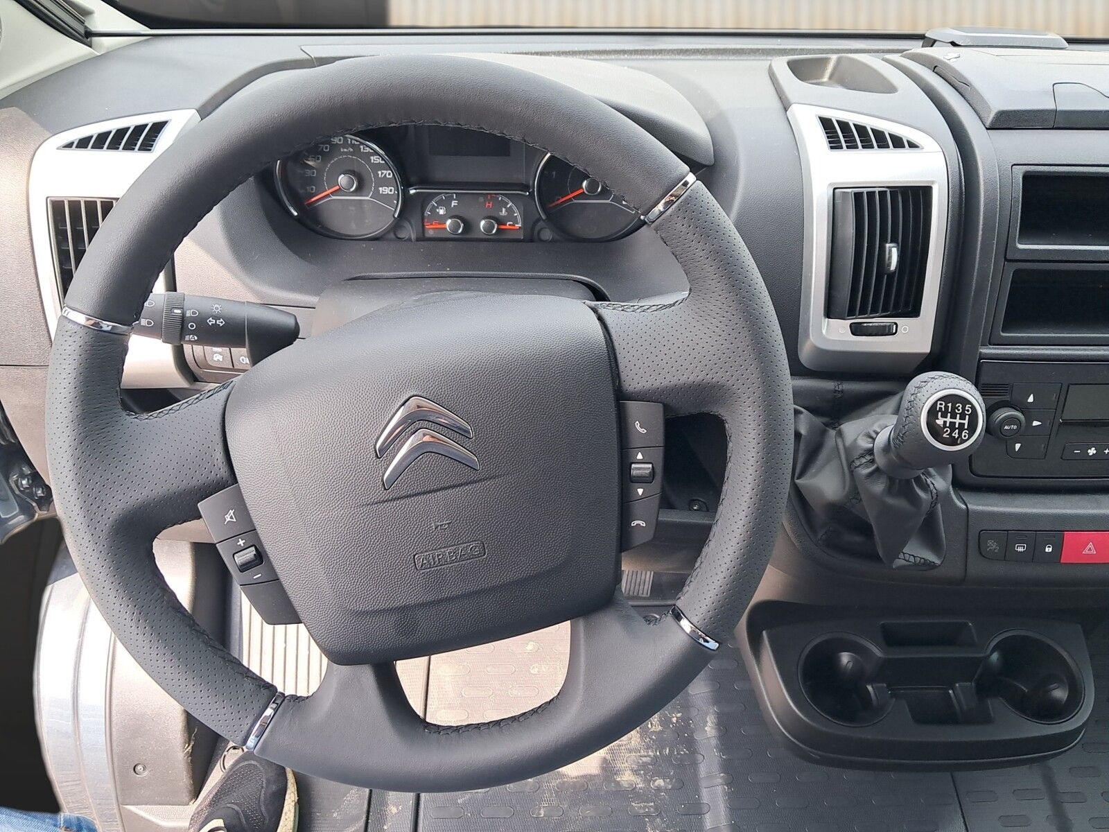 Fahrzeugabbildung Pössl Trenta 600 Citroen 140 PS 8210 geschenkt/All-In