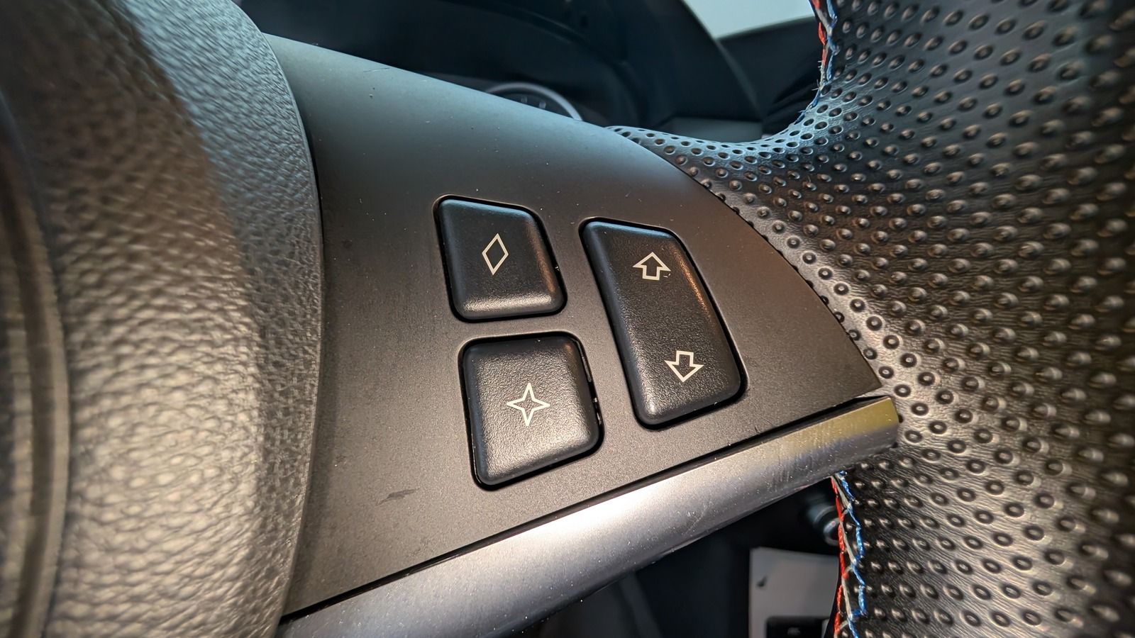 Fahrzeugabbildung BMW 523 i * Xenon * Leder * HUD *