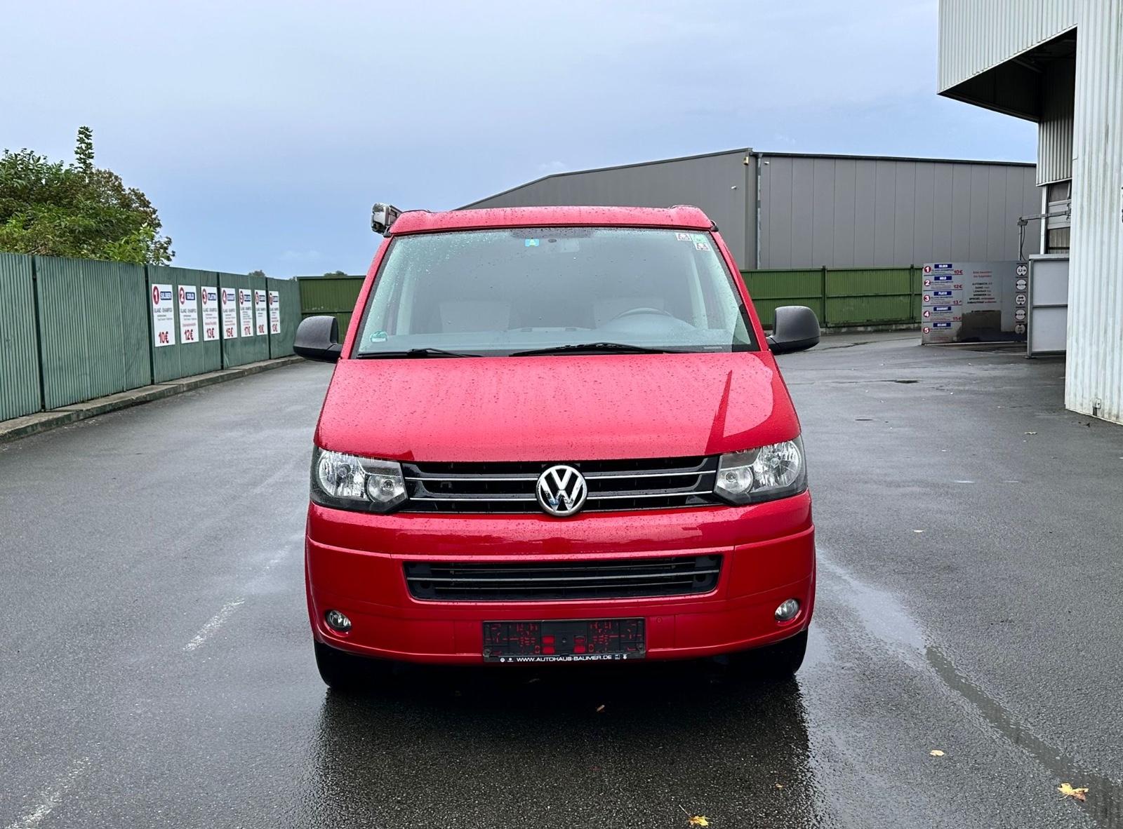 Volkswagen T5 California 2.0 TDI 180 ch DSG / Toit relevable / Chauffage auxiliaire / Store / Couchage
