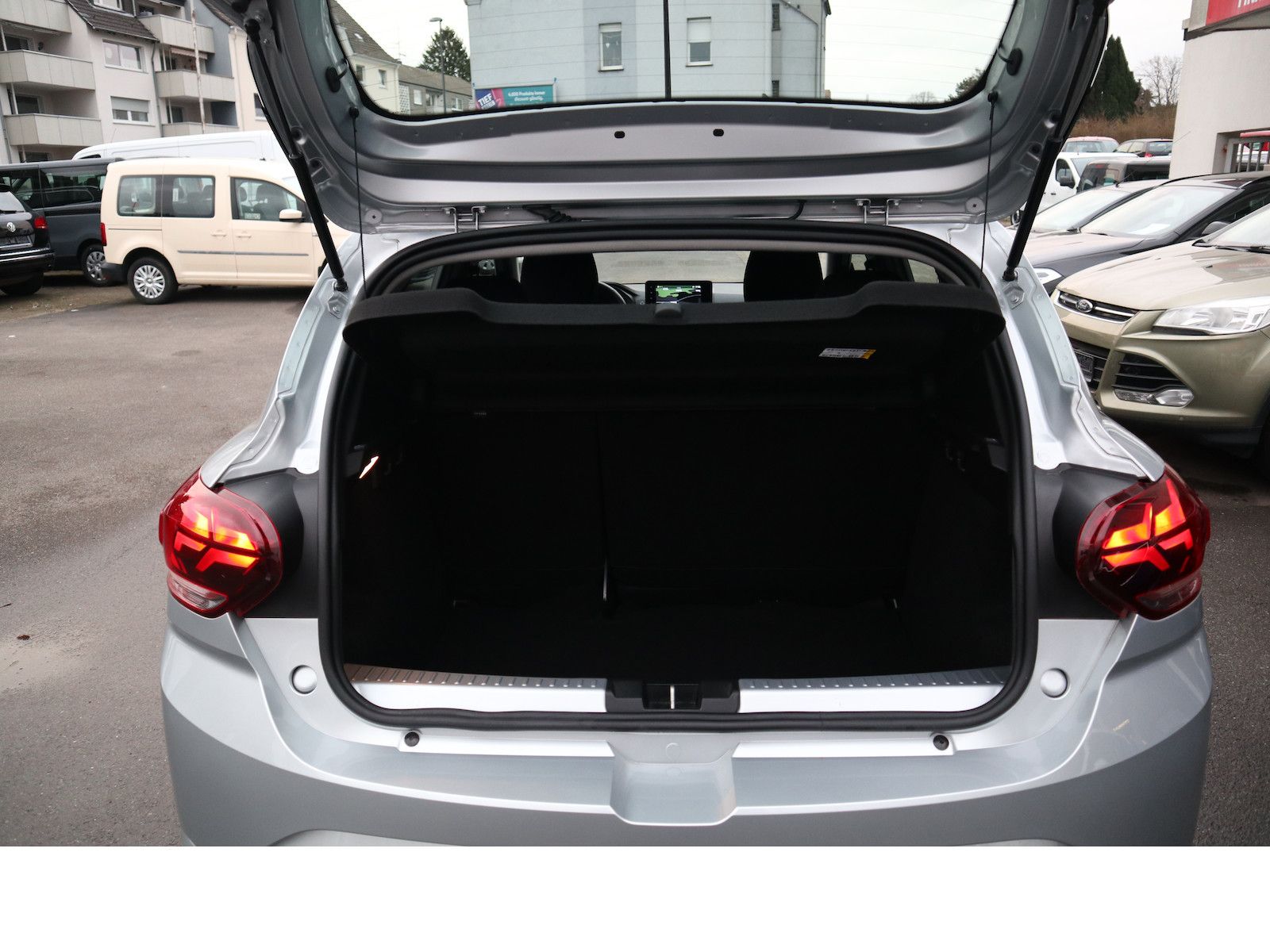 Fahrzeugabbildung Dacia Sandero Comfort Navi Tempo Scheckheftgepflegt