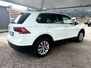 Volkswagen Tiguan - 6