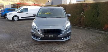 Fahrzeugabbildung Ford S-MAX Titanium