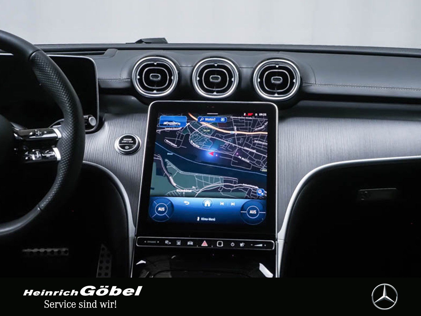 Fahrzeugabbildung Mercedes-Benz CLE 300 4M AMG+HUD+DIGITAL.L+BURMESTER+MASSAGE