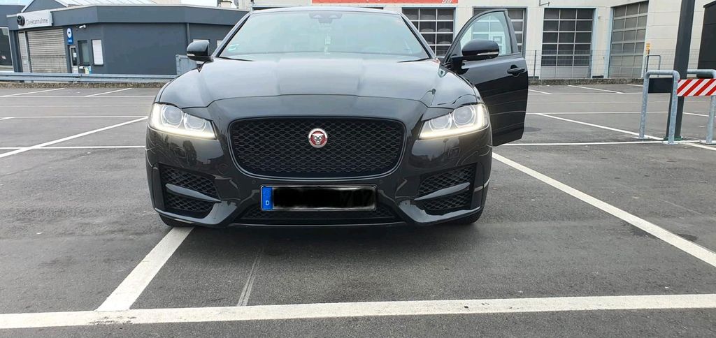 Image of Jaguar XF