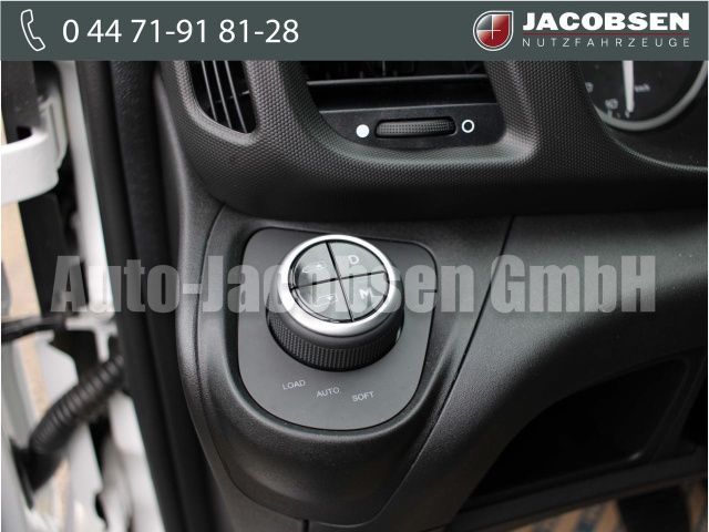 Fahrzeugabbildung Iveco Daily 35S18A8P Luftf / DoKa / RFK / AHK / Klima