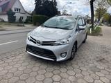 Toyota Verso 1.6 D-4D Life *7-Sitzer+Kamera+Klima - Toyota Verso Gebrauchtwagen in Hamburg