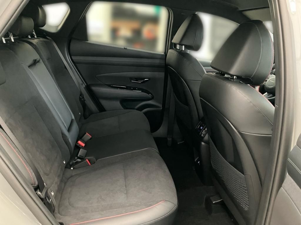 Fahrzeugabbildung Hyundai TUCSON FL (MY26) 1.6 T-GDI (180 PS) 7-DCT 4WD N