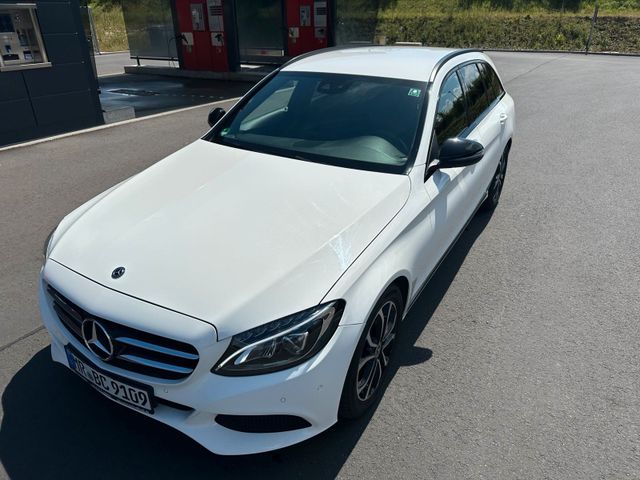 MERCEDES-BENZ Mercedes Benz C200 Automatik 9g Night Pake...