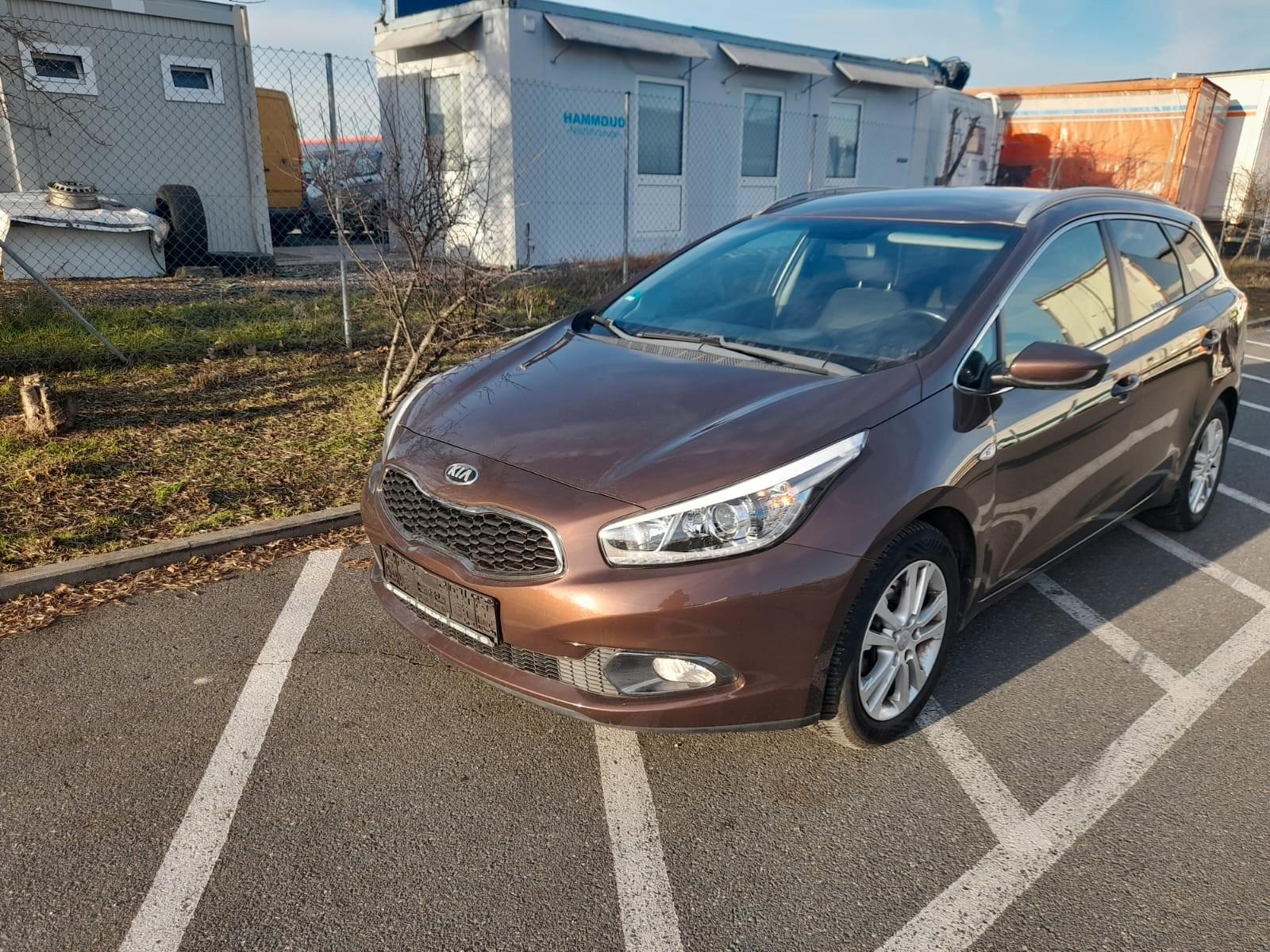 Kia Ceed 1.6 FIFA World Cup Edition NaVi Kamera