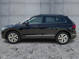 Volkswagen Tiguan 2.0 TDI DSG 4M LIFE MATRIX+NAV+AHK+ACC+LM - Volkswagen Tiguan: Schwarz