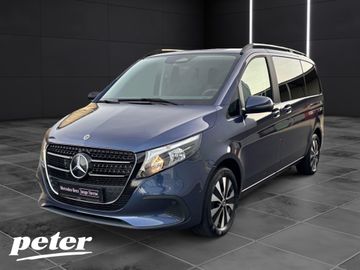Mercedes V 220 - 1