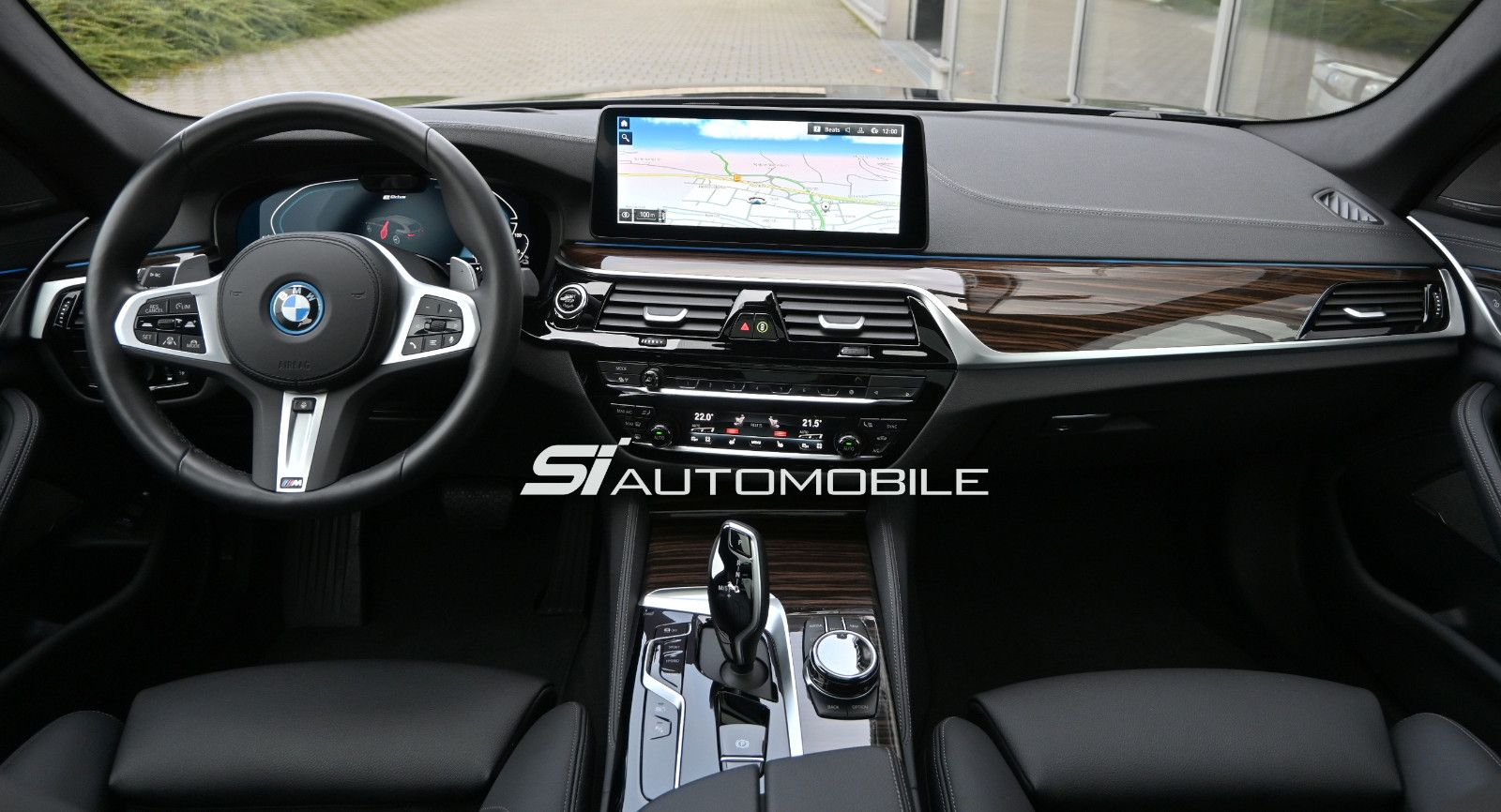 Fahrzeugabbildung BMW 530e Touring Luxury °UP 91.346€°ACC°AHK°PANO°H/K