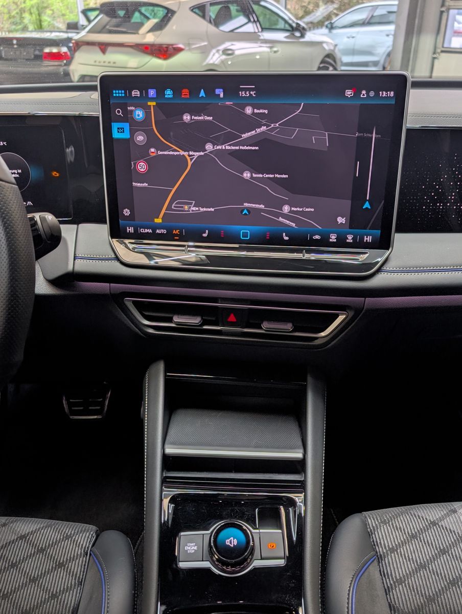 Fahrzeugabbildung Volkswagen Tiguan 2.0TDI R-Line 4M Pano Black AHK Matrix 20