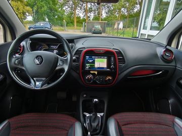 Renault Captur Helly Hansen*Autom*Navi*Kamera*PDC*SHZ*