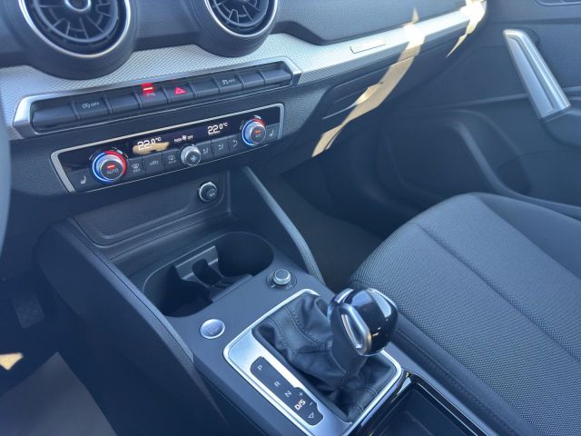 Q2 35 1.5 TFSI advanced*Matrix*Navi*Kamera*SHZ*