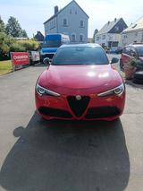 Alfa Romeo Stelvio Lusso - Alfa Romeo Stelvio lusso mit Benzin-Antrieb