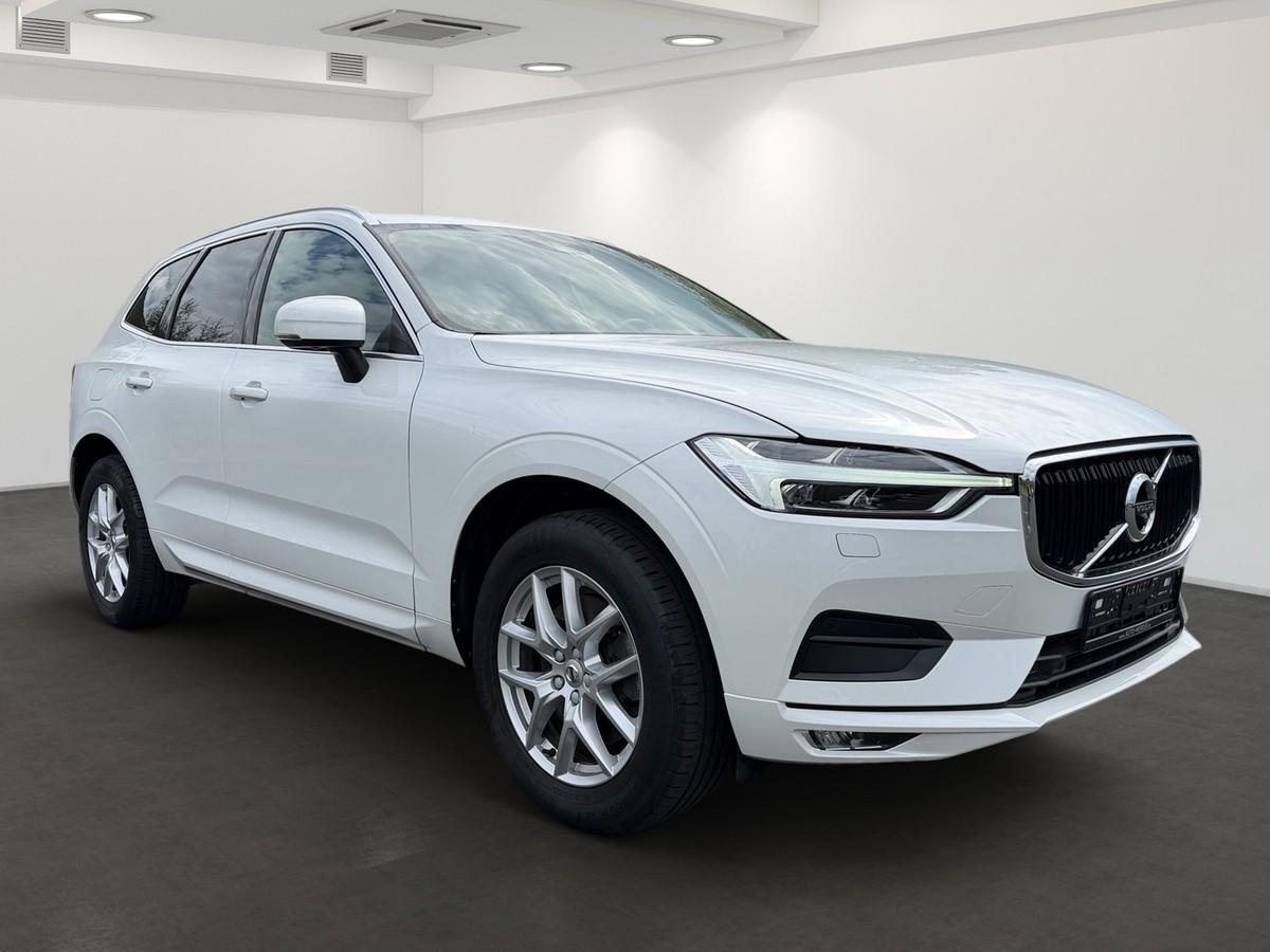 Volvo XC60 T5 AWD Momentum AHK Pano Standhzg. 360