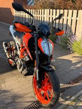 KTM 390 Duke - KTM VON 251 BIS 500 CCM
