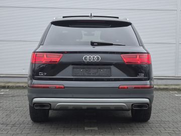 Audi Q7 - 5