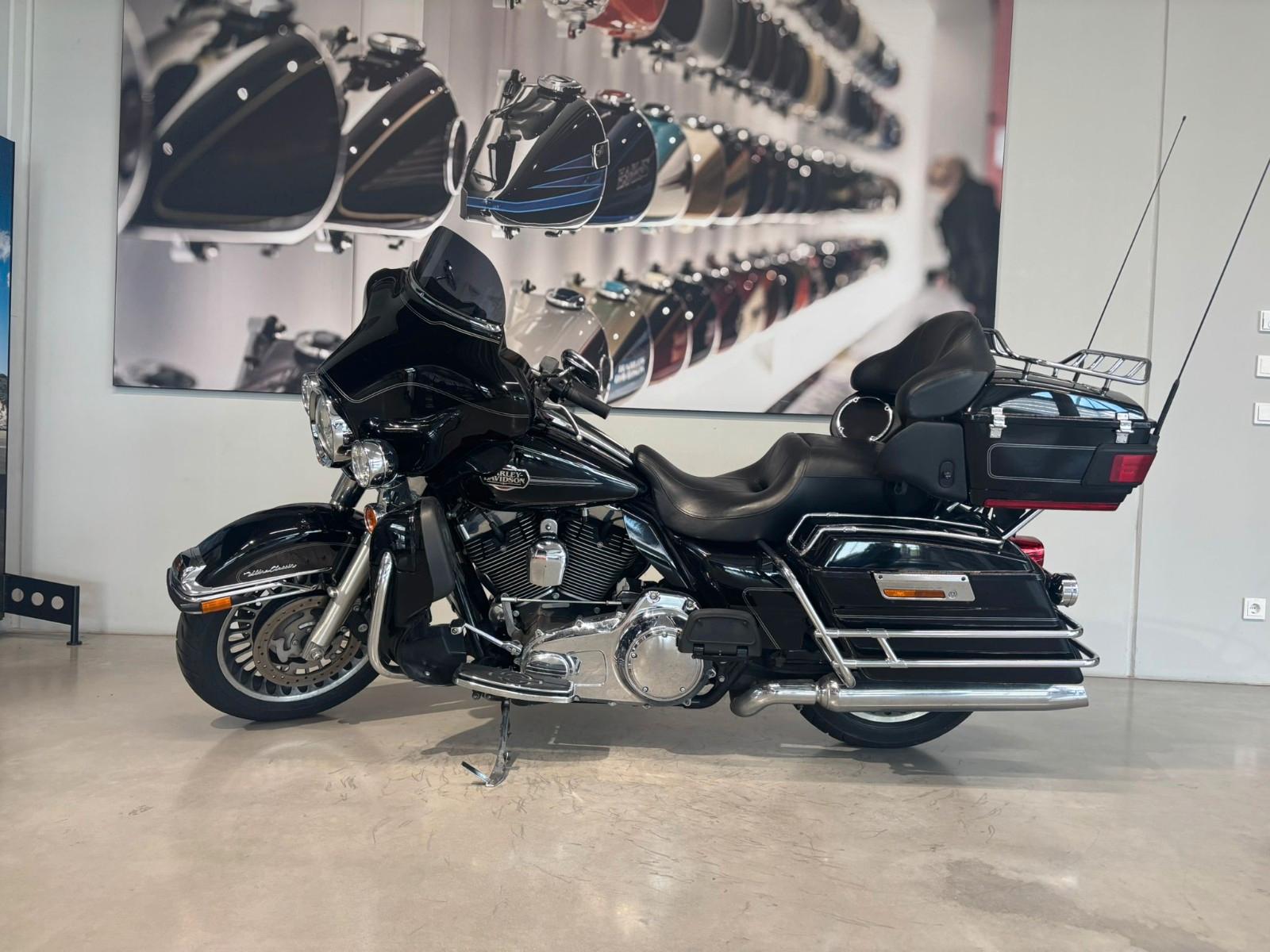 Harley-Davidson FLHTCU Electra Glide Ultra Classic