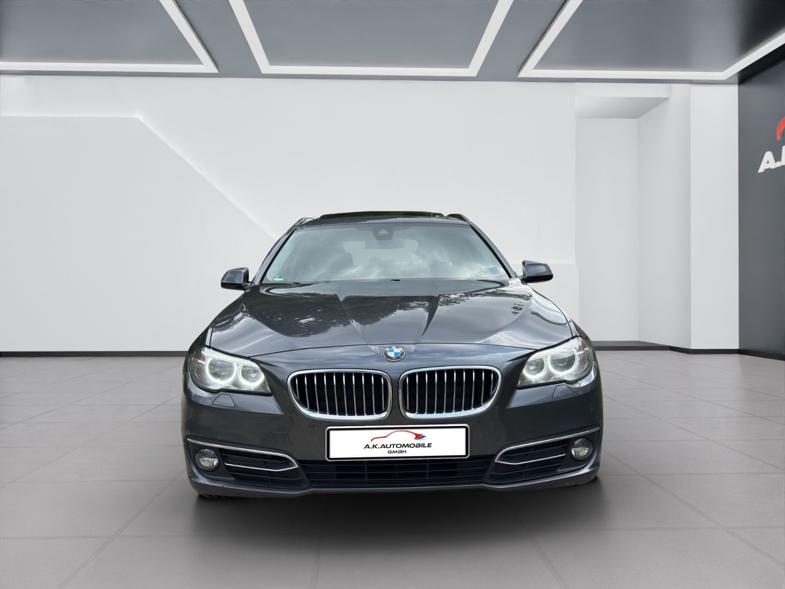 BMW BMW 530 d xDrive+Navi+Kamera+Head-Up+Panaroma+8XLM