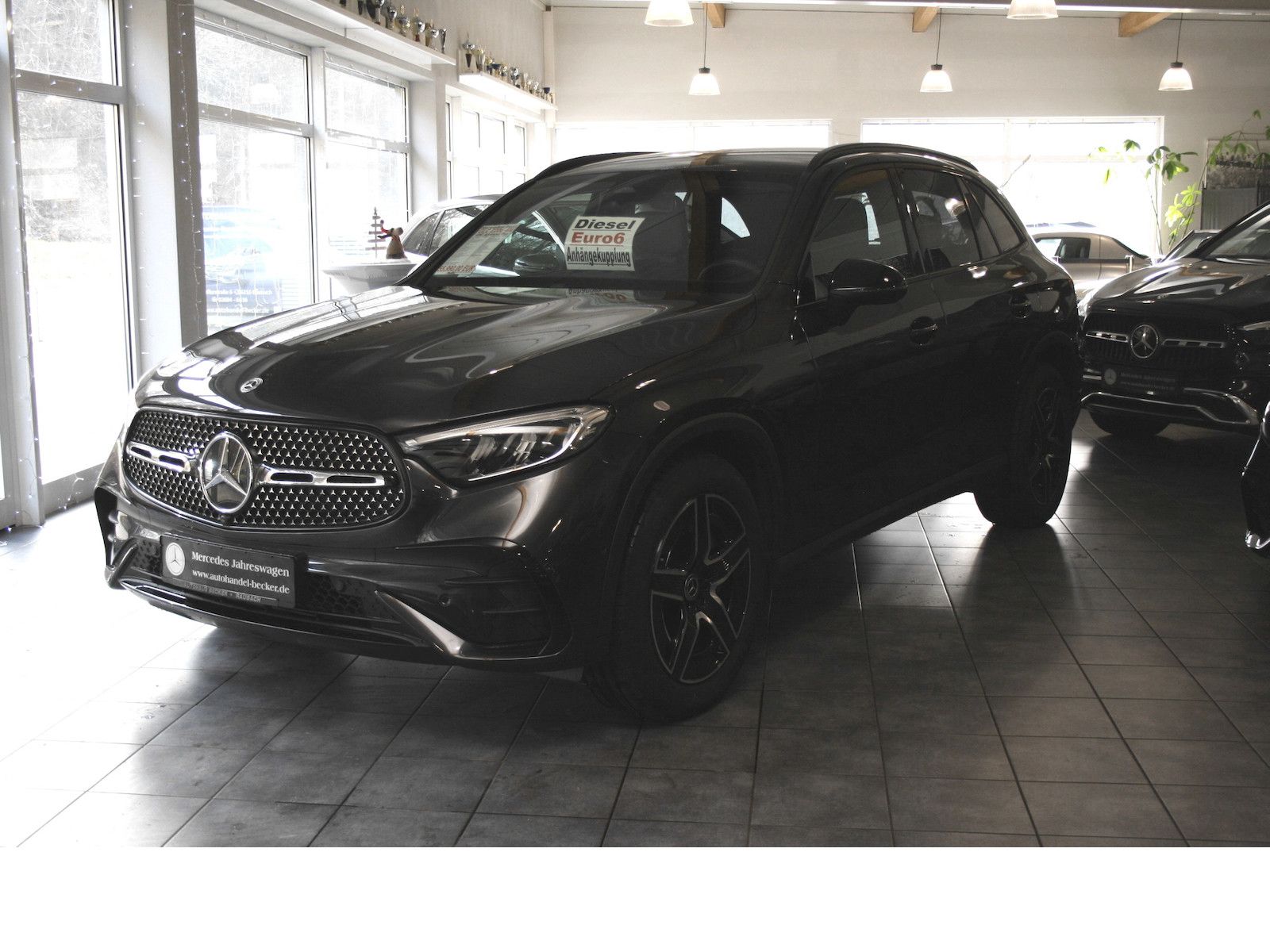 Fahrzeugabbildung Mercedes-Benz GLC 220 d 4M Edition AMG*Night*AHK*Memory*Distro