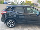 Nissan Qashqai 1.6 dCi DPF N-CONNECTA Schwarz Metallic - Nissan Qashqai in Saarbrücken