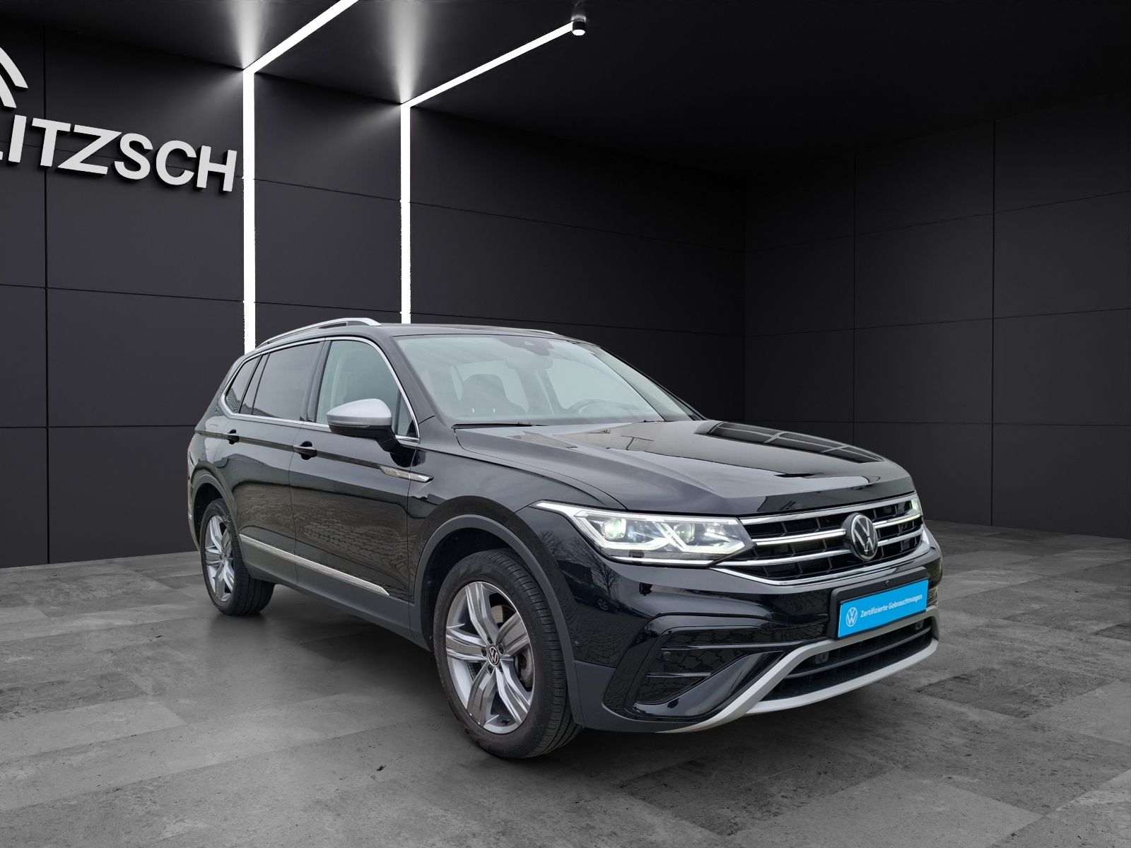 Fahrzeugabbildung Volkswagen Tiguan Allspace TDI Elegance DSG 4M 7-Si STH MAT