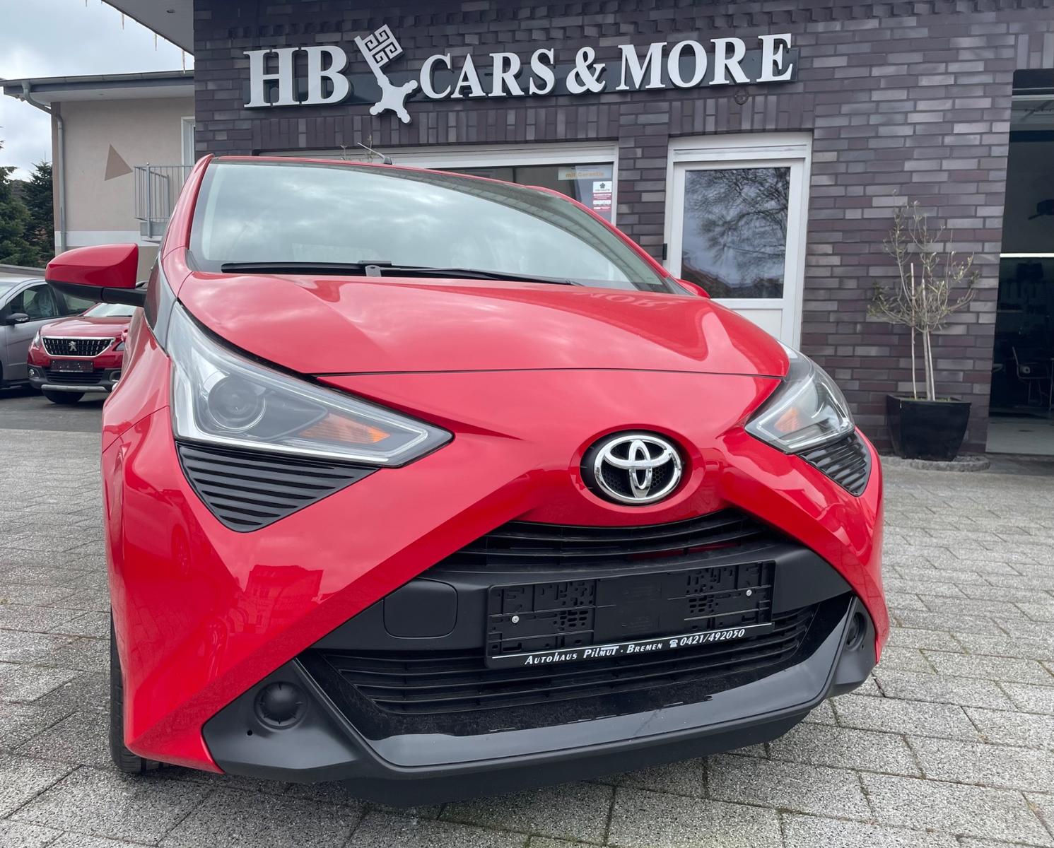 Toyota Aygo (X) 1,0-l-VVT-i x-play Klima/PDC/Bluetooth