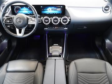 2023 Mercedes-BENZ EQA — миниатюра 11