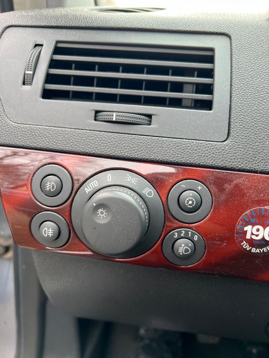 Opel Astra 2005 — photo 11