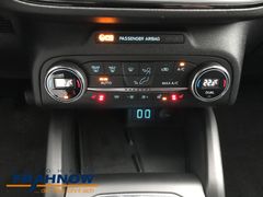 Foto Nummer 16: FORD Focus