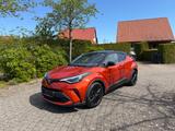Toyota C-HR 2.0-l-VVTi Hybrid Orange Edition  - Toyota C-HR: Orange Edition