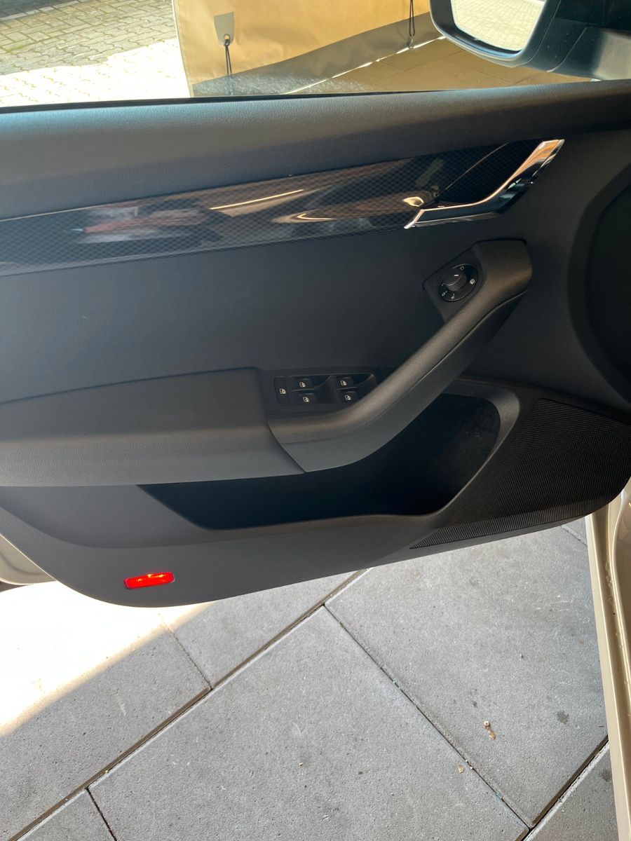 Fahrzeugabbildung SKODA Octavia Combi RS 2.0 TDI