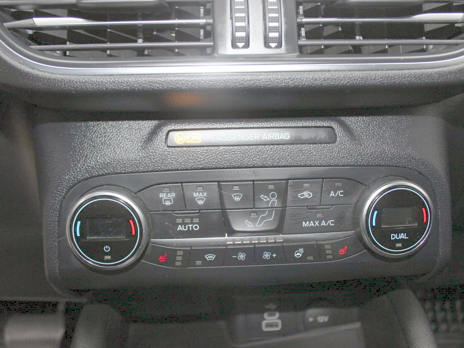 Fahrzeugabbildung Ford Kuga Plug-In Hybrid PHEV Titanium