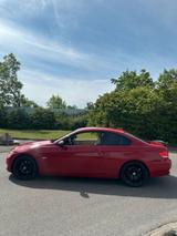 BMW E92 325i Coupé Rot - BMW 325: E92 325i